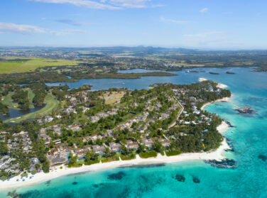 What are the real estate expectations for 2023 in Mauritius?