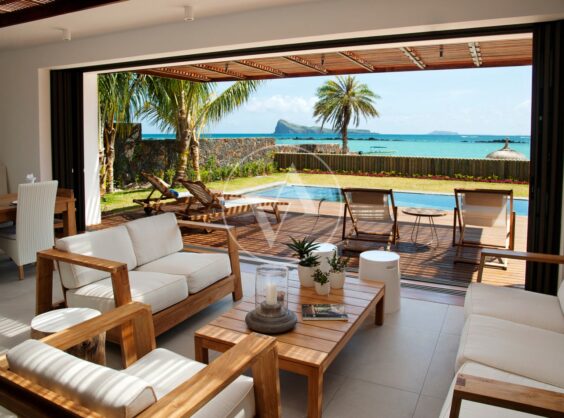Charming beachfront villas – 3 bedrooms – Cap Malheureux